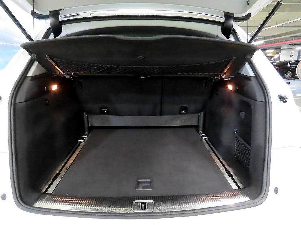 아우디 Q5 35 TDI 콰트로 다이나믹 이미지 17