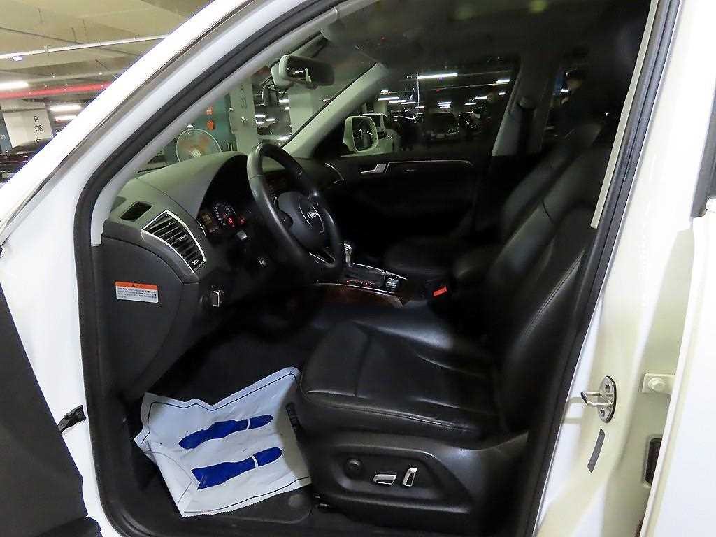 아우디 Q5 35 TDI 콰트로 다이나믹 이미지 6