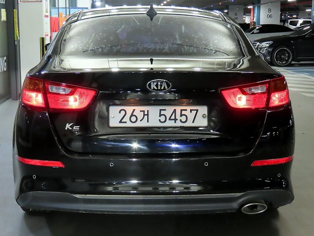 기아 K5 더 뉴 K5 2.0 LPI 럭셔리 이미지 5