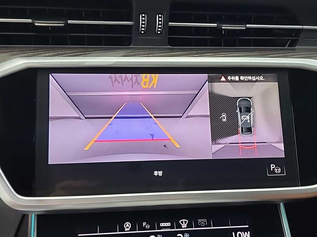 아우디 A6 A6 (C8) 45 TFSI 프리미엄 이미지 16