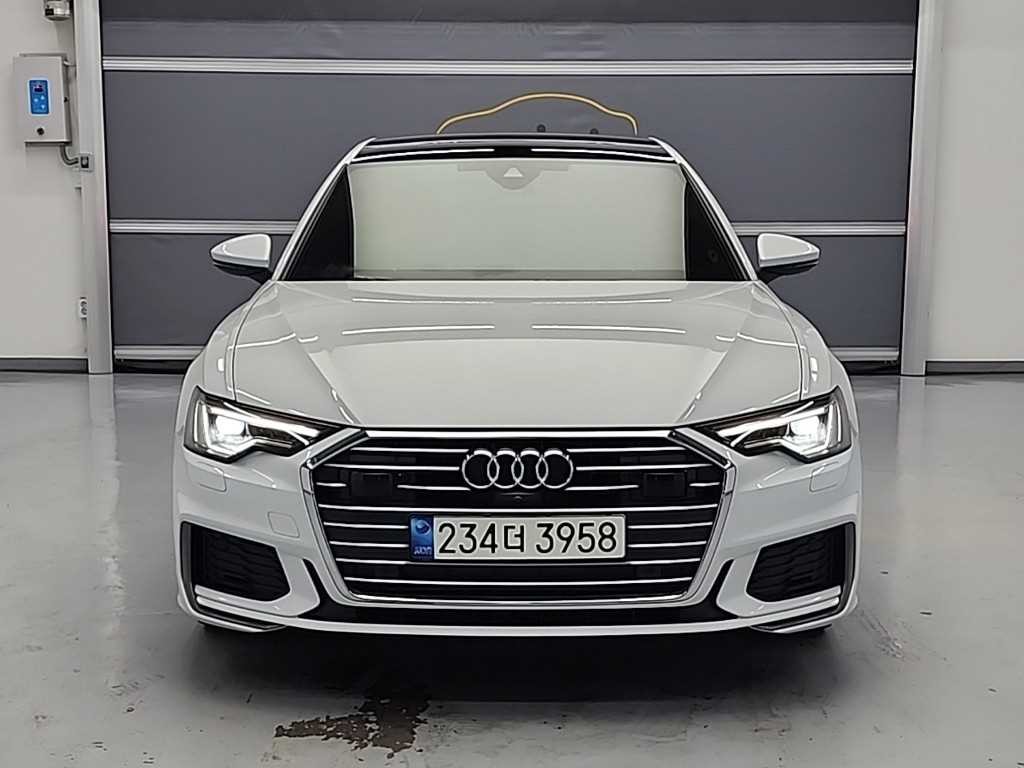 아우디 A6 A6 (C8) 45 TFSI 프리미엄 이미지 2