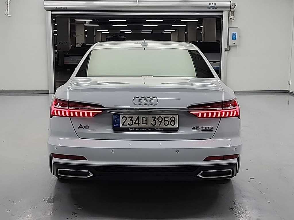 아우디 A6 A6 (C8) 45 TFSI 프리미엄 이미지 3