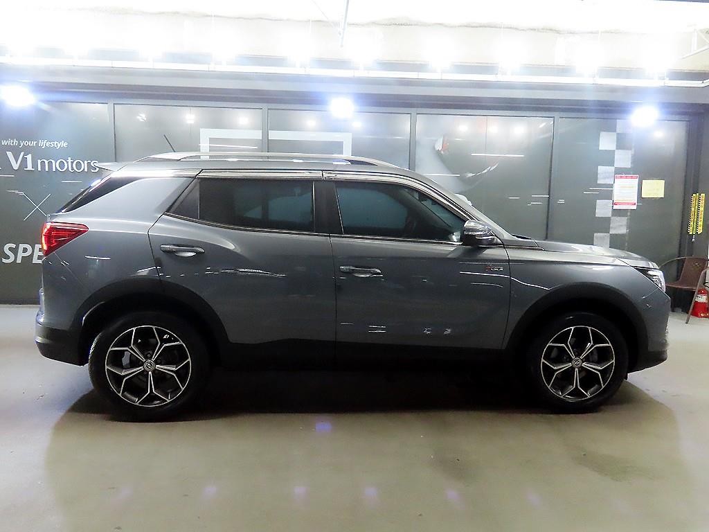 KG모빌리티(쌍용) 코란도 뷰티풀코란도 2WD 가솔린 1.5 C5 이미지 3