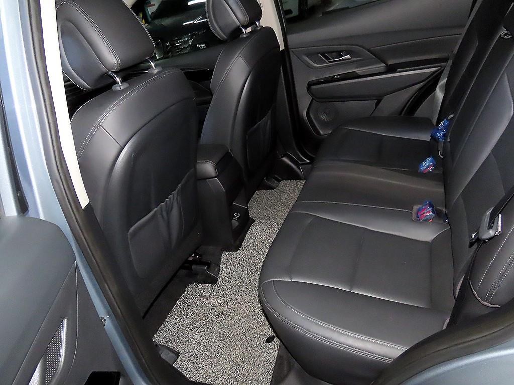 KG모빌리티(쌍용) 코란도 뷰티풀코란도 2WD 가솔린 1.5 C5 이미지 7