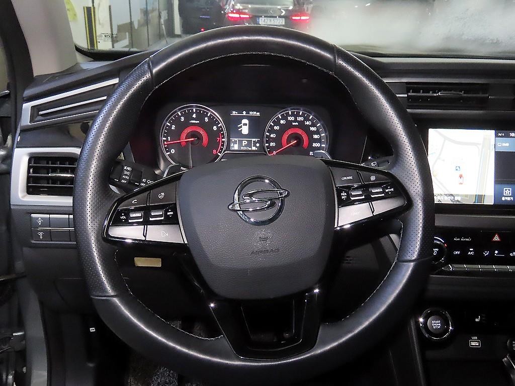 KG모빌리티(쌍용) 코란도 뷰티풀코란도 2WD 가솔린 1.5 C5 이미지 8