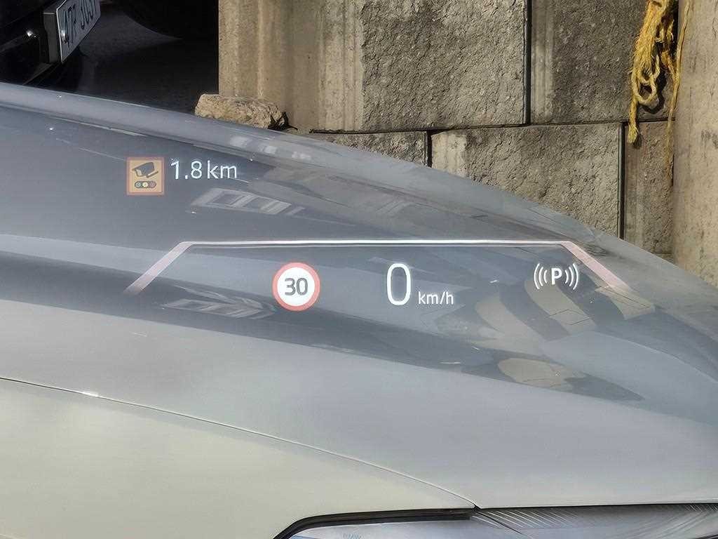 BMW iX xDrive 50 스포츠 플러스 이미지 14