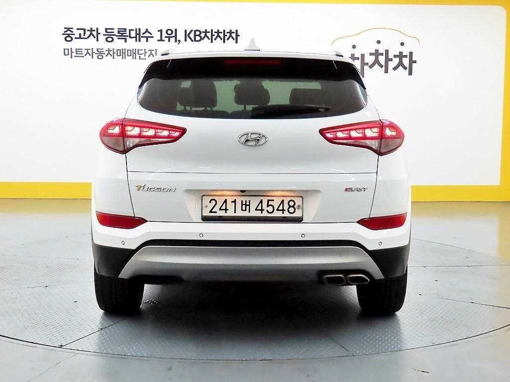 현대 투싼 올뉴투싼 디젤 2.0 2WD 모던 스페셜 이미지 3