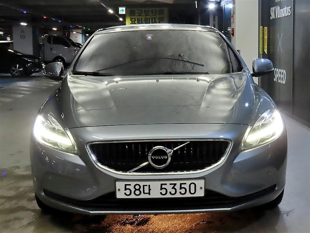 볼보 V40 D3 이미지 2