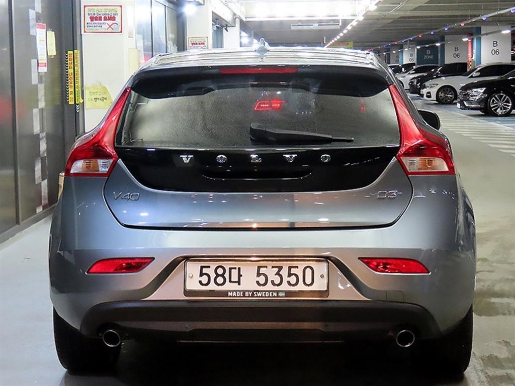볼보 V40 D3 이미지 5