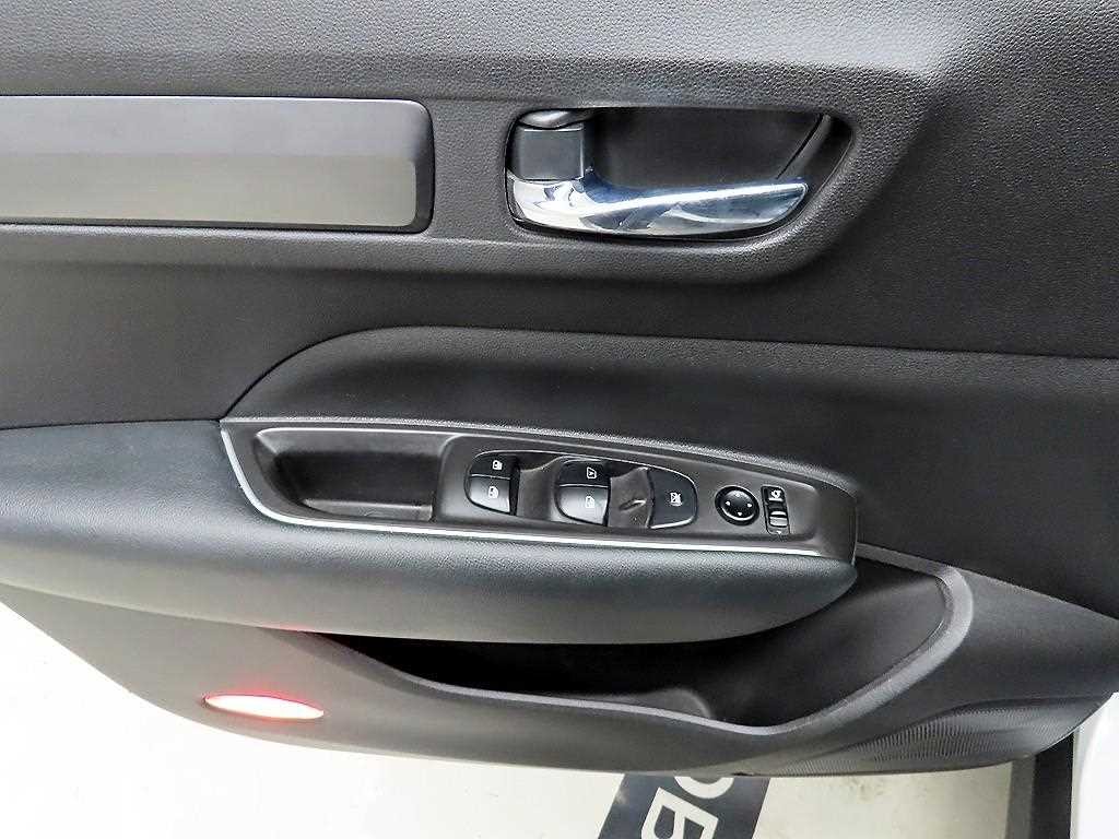 르노코리아(삼성) QM6 더뉴QM6 가솔린 2.0 GDe LE 2WD 이미지 11