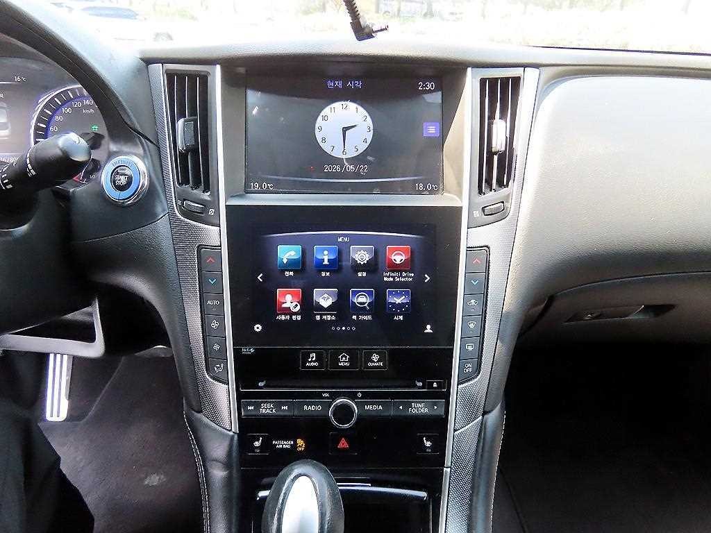 인피니티 Q Q50 3.5 하이브리드 이미지 13