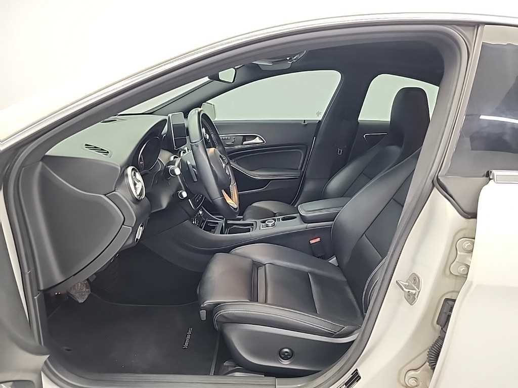 벤츠 CLA 클래스 CLA클래스 CLA 200d 이미지 11