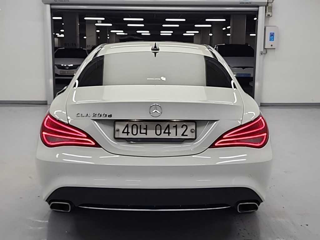 벤츠 CLA 클래스 CLA클래스 CLA 200d 이미지 3