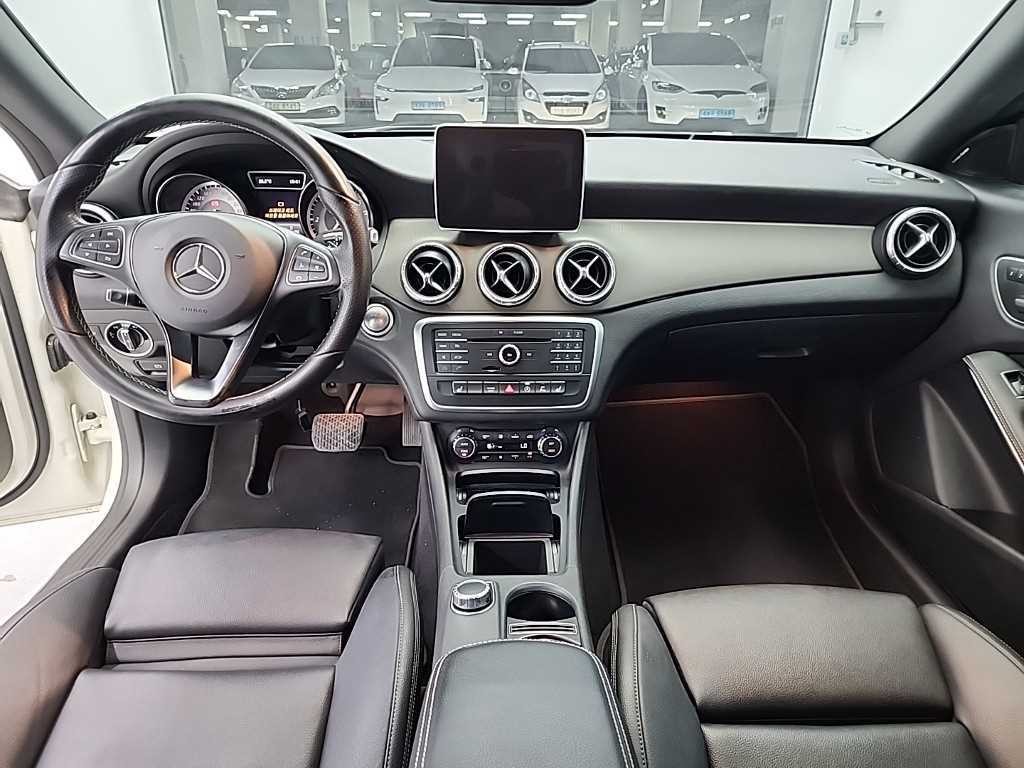 벤츠 CLA 클래스 CLA클래스 CLA 200d 이미지 7