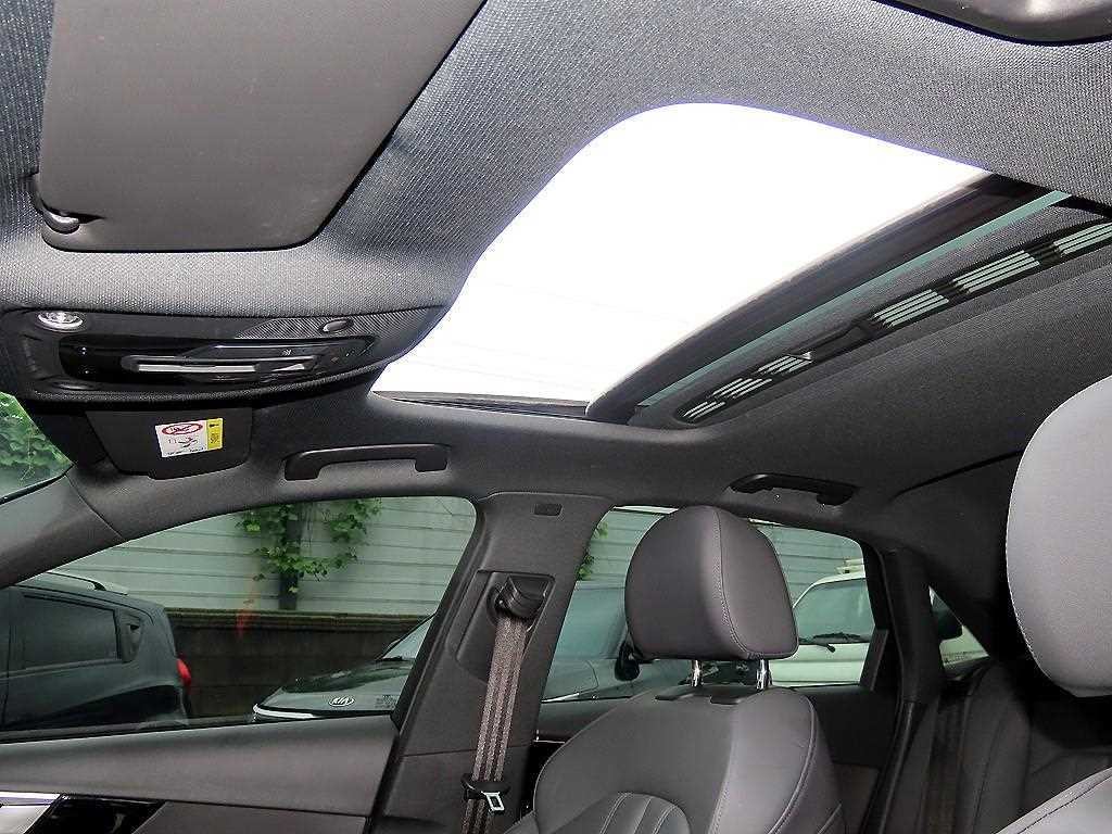 아우디 A4 A4 (B9) 40 TFSI 프리미엄 이미지 18