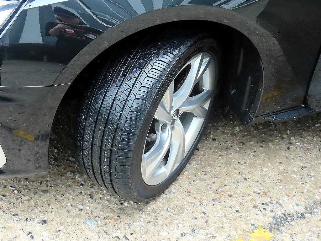 아우디 A4 A4 (B9) 40 TFSI 프리미엄 이미지 20