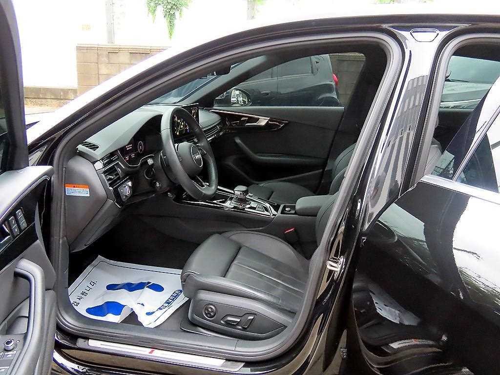 아우디 A4 A4 (B9) 40 TFSI 프리미엄 이미지 5