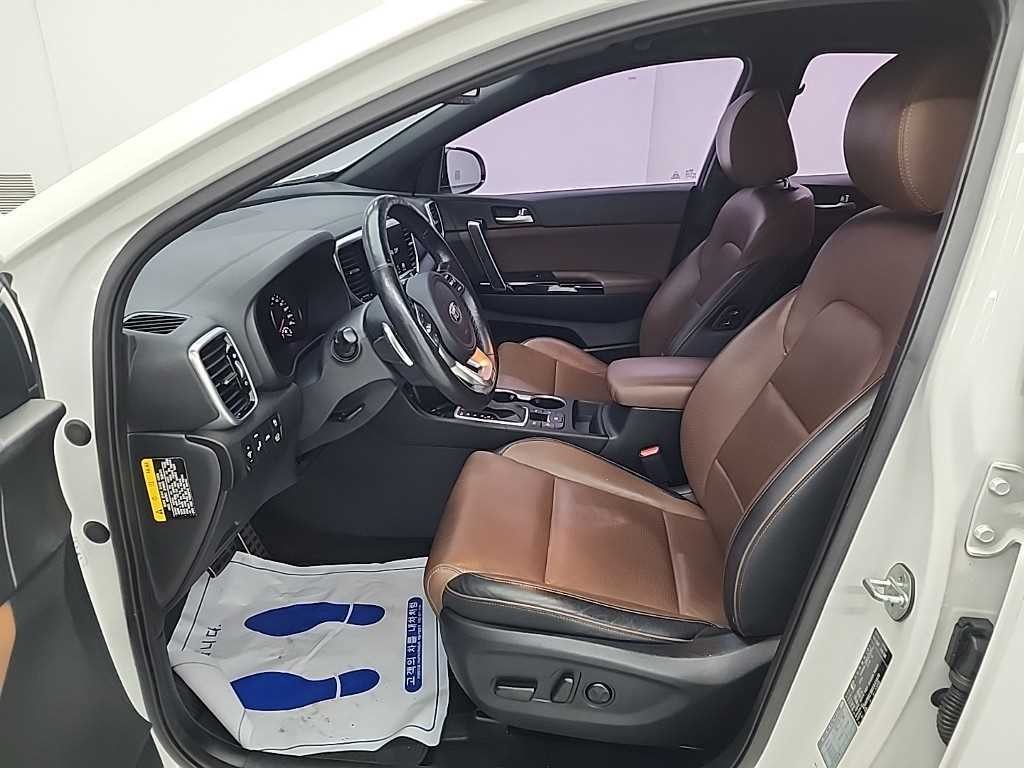 기아 스포티지 스포티지 더 볼드 2.0 디젤 2WD 인텔리전트 이미지 11