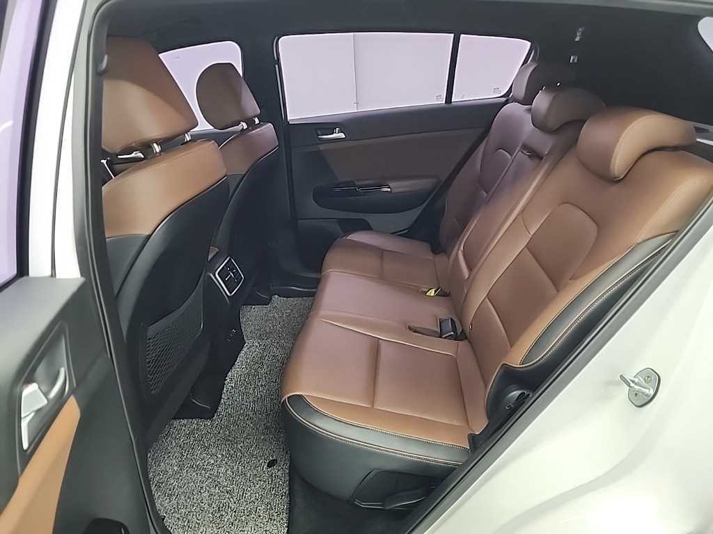 기아 스포티지 스포티지 더 볼드 2.0 디젤 2WD 인텔리전트 이미지 12