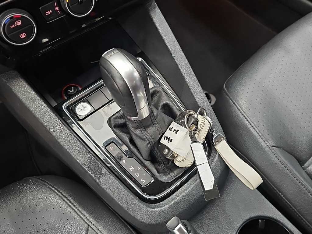 폭스바겐 제타 뉴 제타 2.0 TDI 블루모션 프리미엄 이미지 8