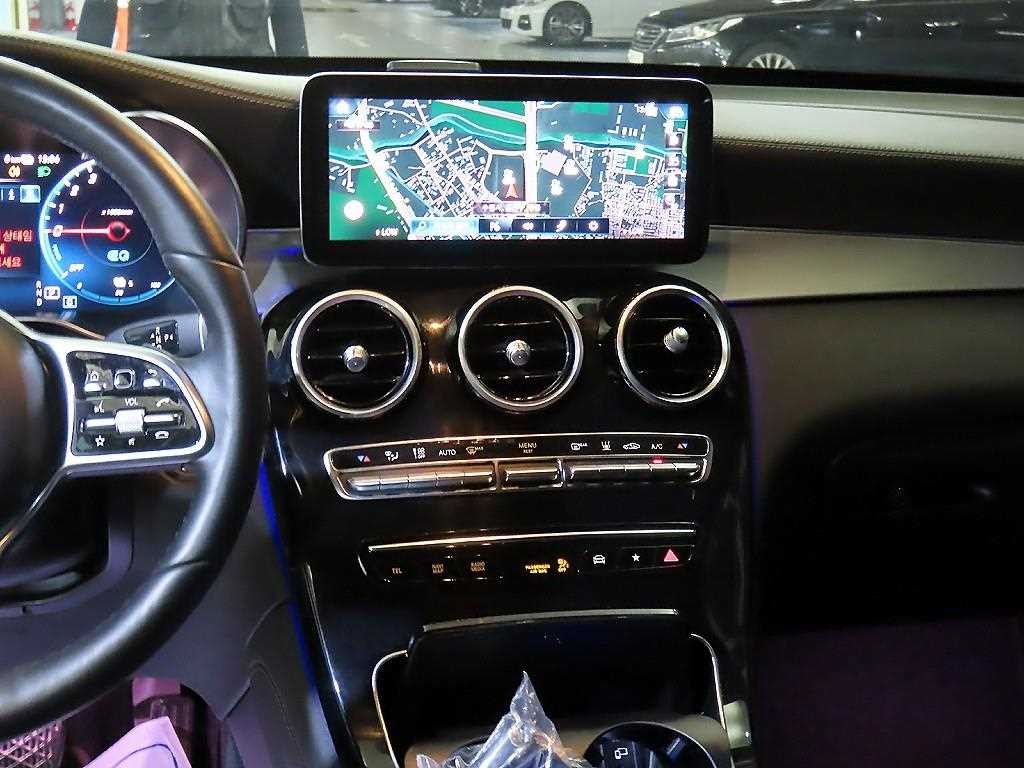 벤츠 GLC 클래스 GLC클래스 X253 GLC 300 e 4MATIC 이미지 11