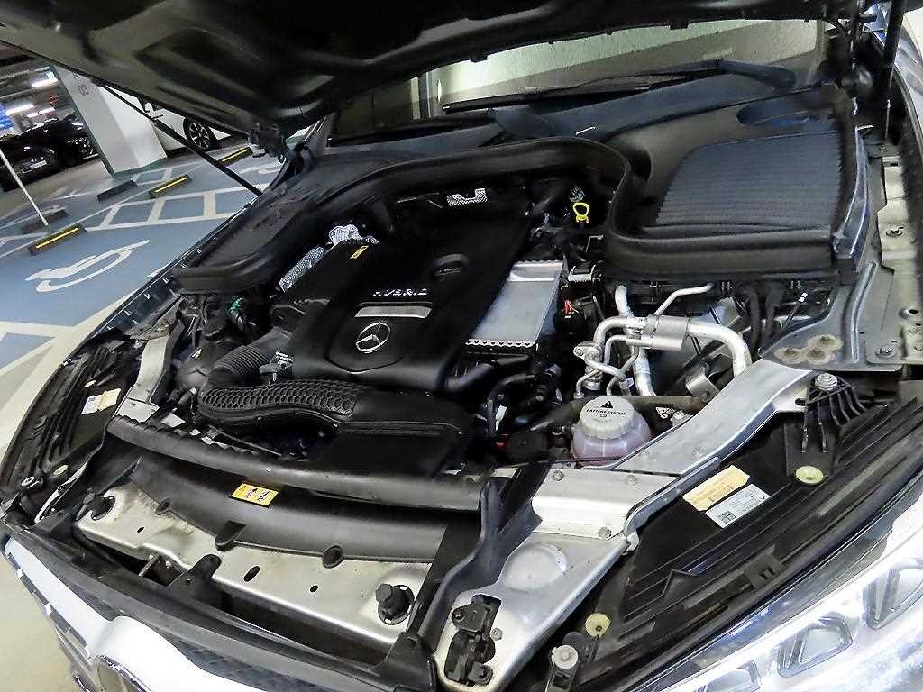 벤츠 GLC 클래스 GLC클래스 X253 GLC 300 e 4MATIC 이미지 19