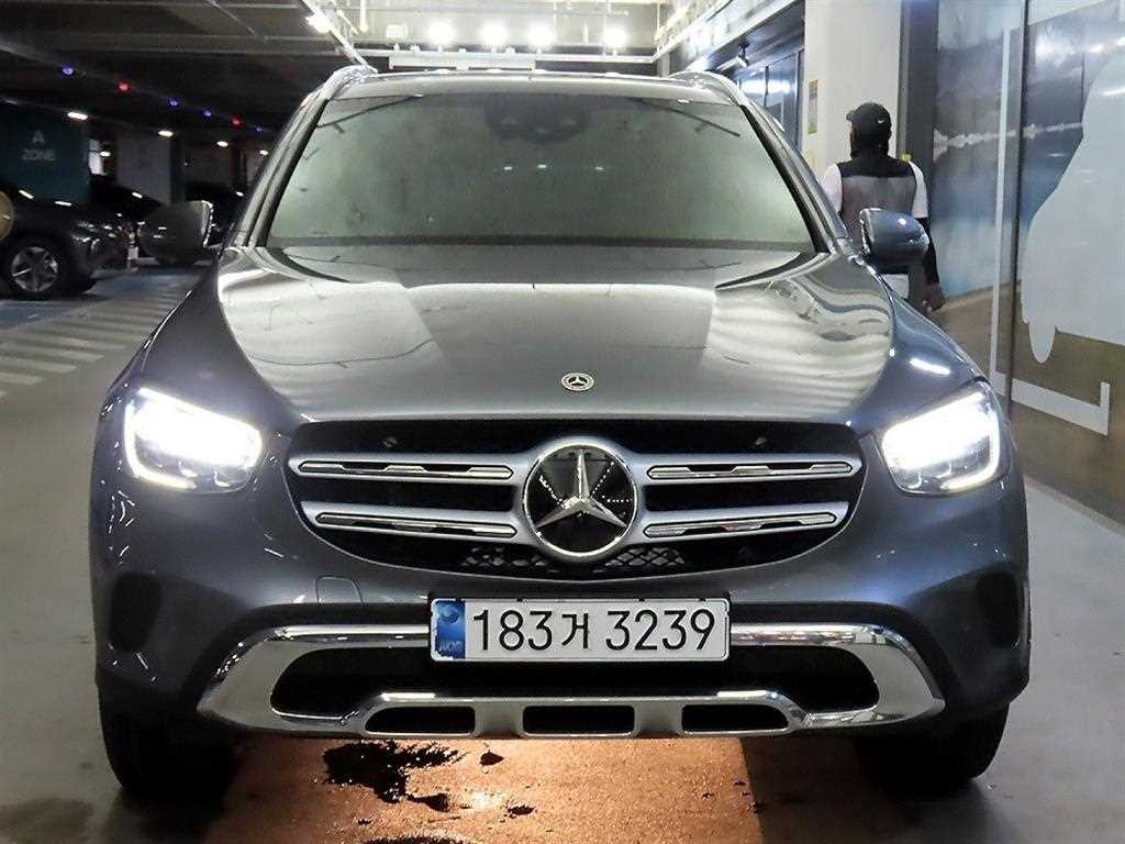 벤츠 GLC 클래스 GLC클래스 X253 GLC 300 e 4MATIC 이미지 2