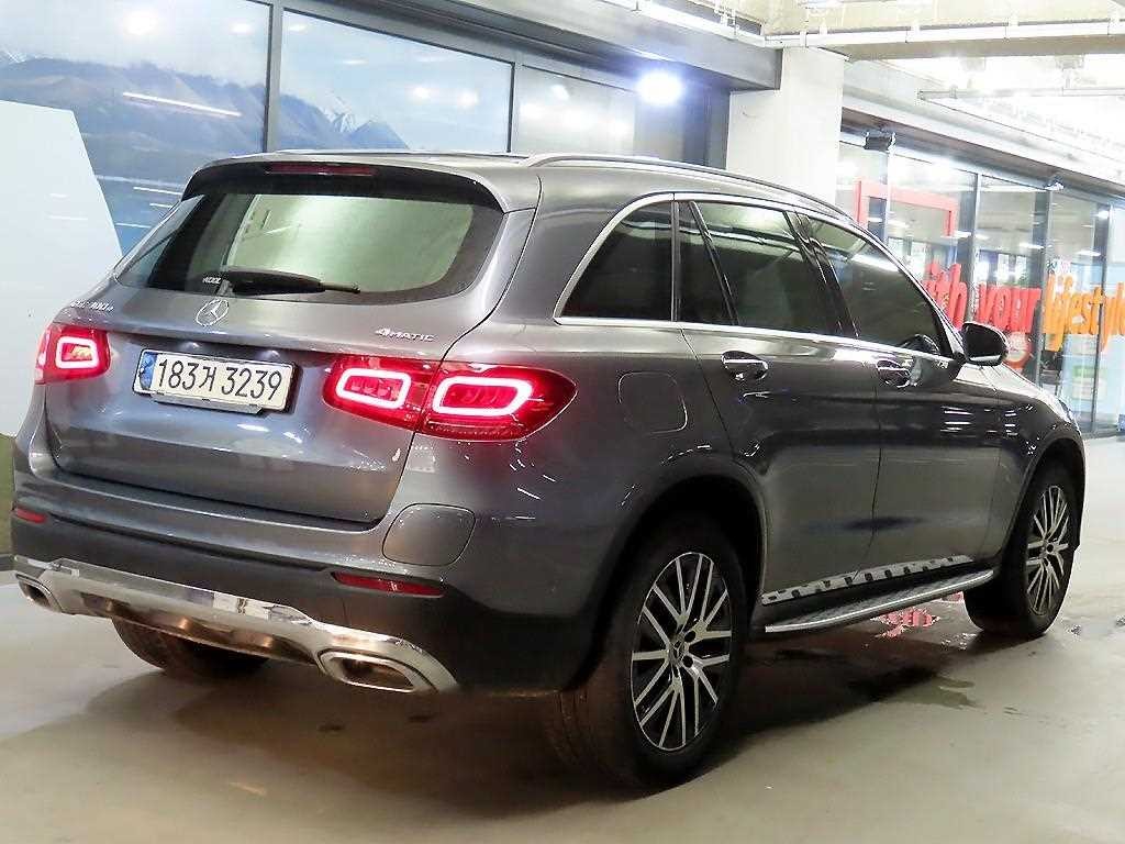 벤츠 GLC 클래스 GLC클래스 X253 GLC 300 e 4MATIC 이미지 4