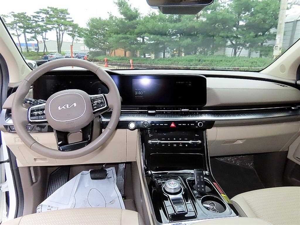 기아 카니발 카니발 4세대 가솔린 4인승 하이리무진 시그니처 이미지 7