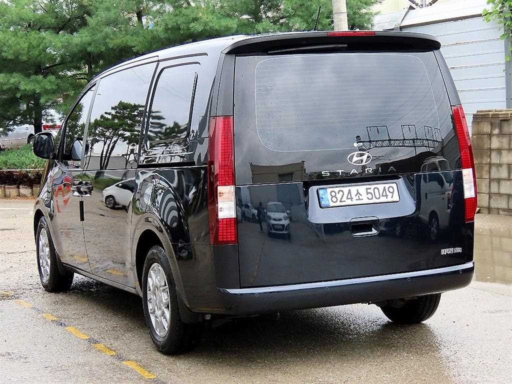 현대 스타리아 2WD 디젤 카고 모던 5인승 이미지 3