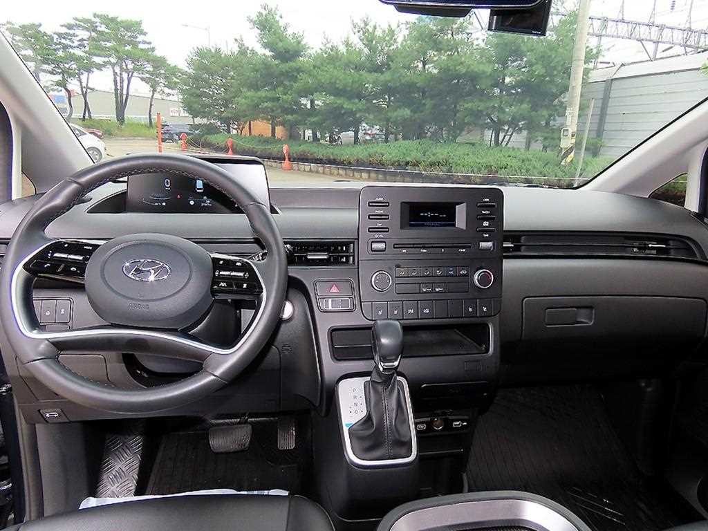 현대 스타리아 2WD 디젤 카고 모던 5인승 이미지 7