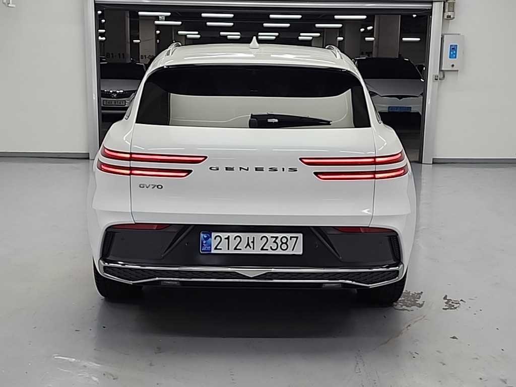 제네시스 GV70 2.5T 가솔린 2WD 기본형 이미지 3