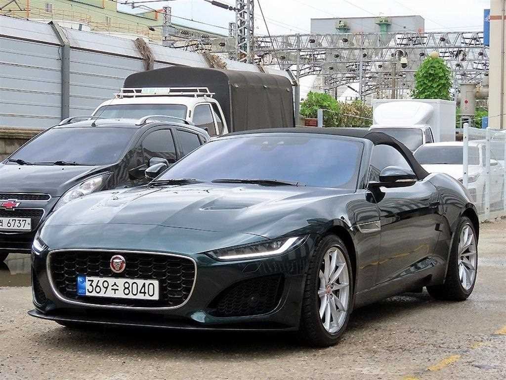 재규어 F-TYPE P300 컨버터블 이미지 2