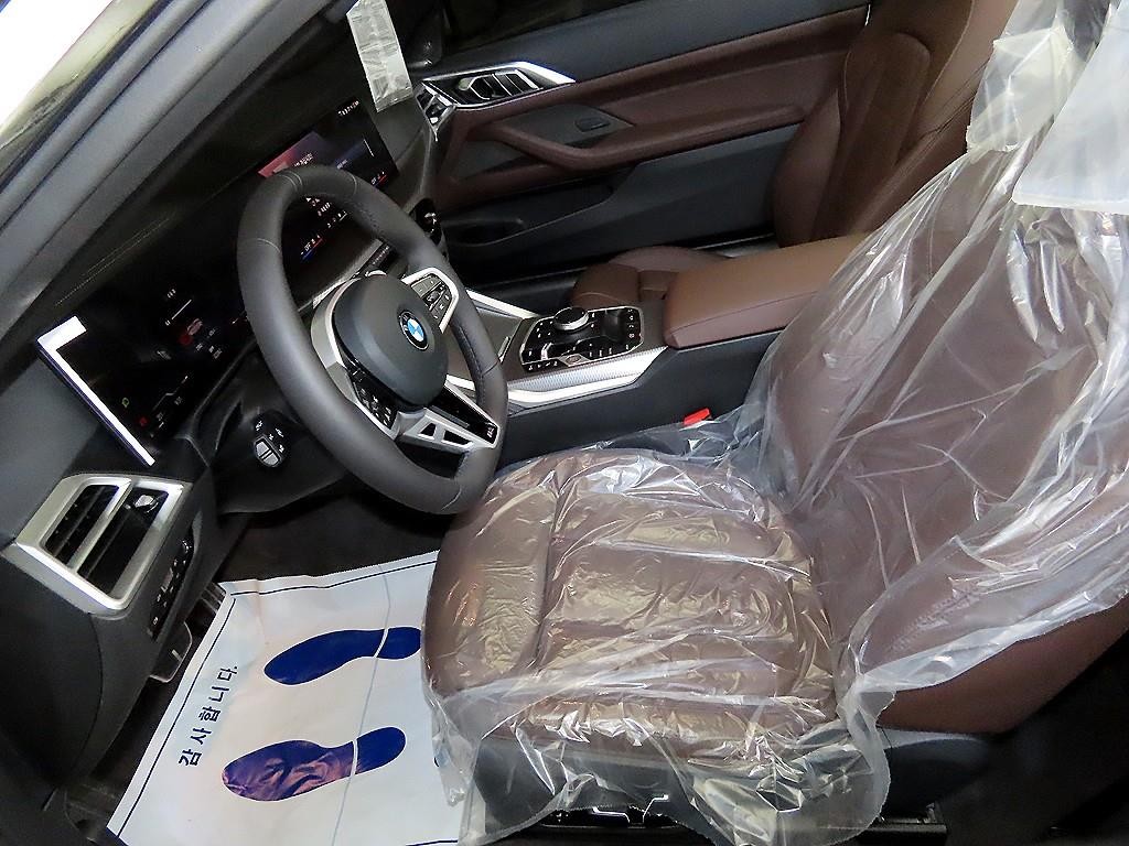 BMW 4시리즈 4시리즈 (G22) 420i 컨버터블 M 스포츠 이미지 9