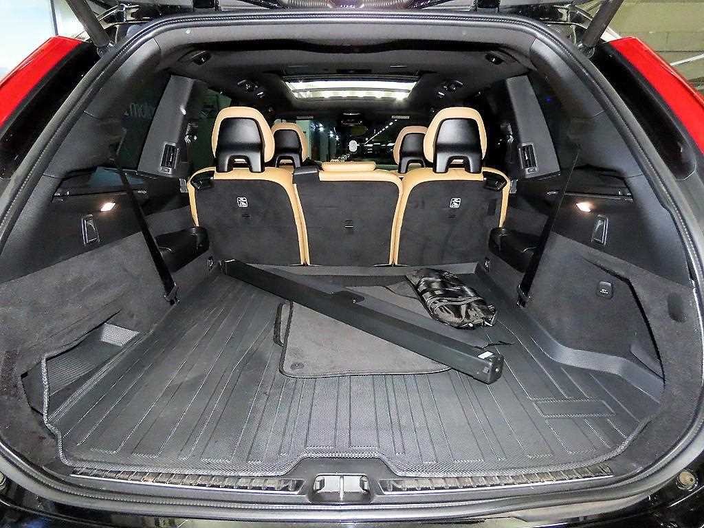 볼보 XC90 XC90 2세대 2.0 D5 AWD 인스크립션 이미지 16