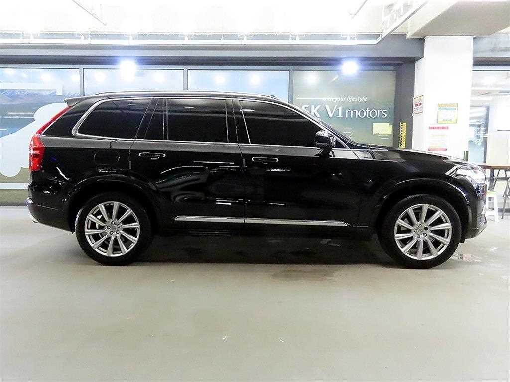 볼보 XC90 XC90 2세대 2.0 D5 AWD 인스크립션 이미지 3