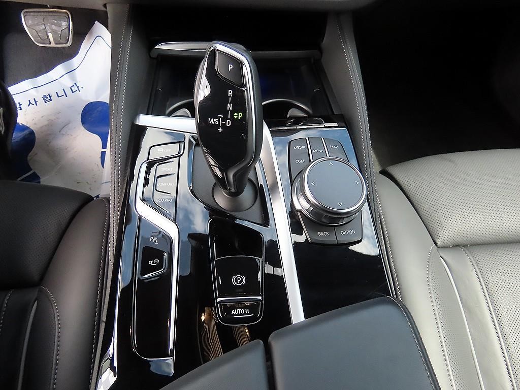 BMW 5시리즈 5시리즈 (G30) 530i M 스포츠 이미지 11