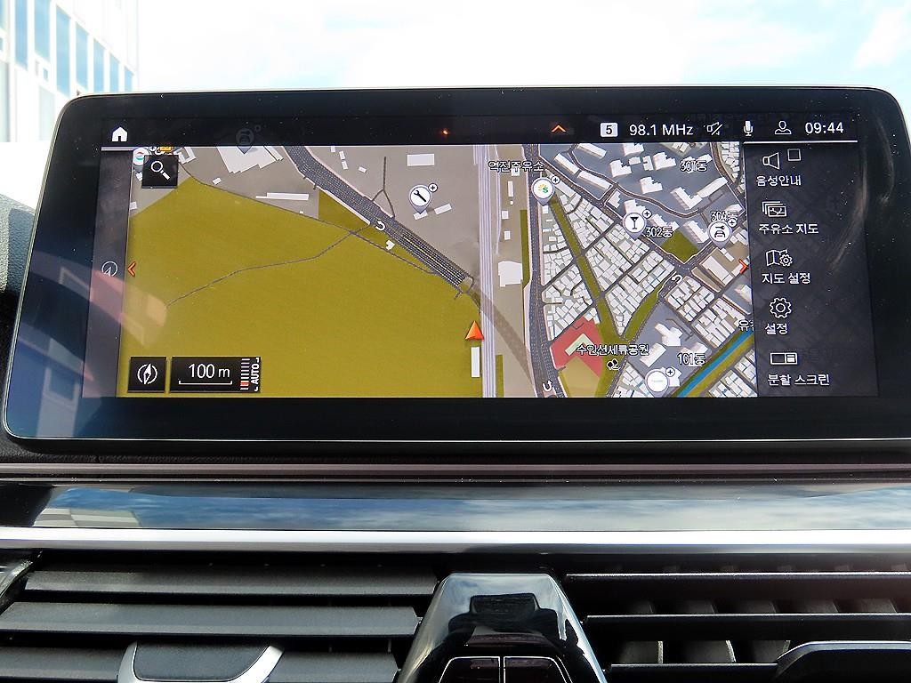 BMW 5시리즈 5시리즈 (G30) 530i M 스포츠 이미지 14