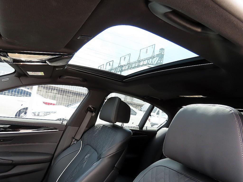 BMW 5시리즈 5시리즈 (G30) 530i M 스포츠 이미지 17