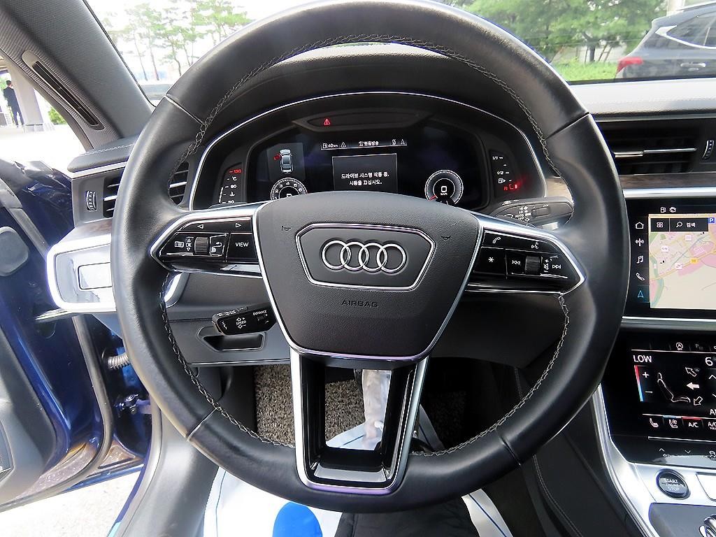 아우디 A7 A7 (4K) 55 TFSI 콰트로 프리미엄 이미지 8