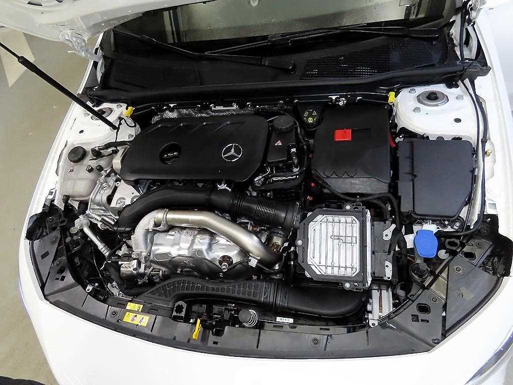 벤츠 A 클래스 A클래스 W177 A220 세단 이미지 17