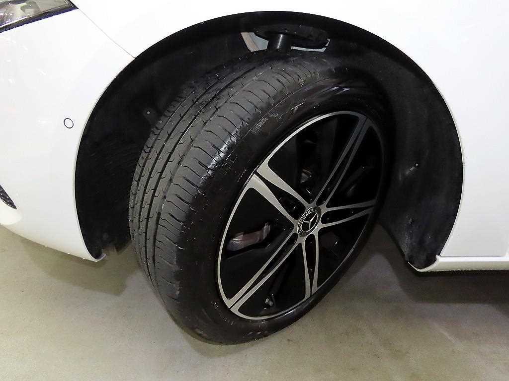 벤츠 A 클래스 A클래스 W177 A220 세단 이미지 18