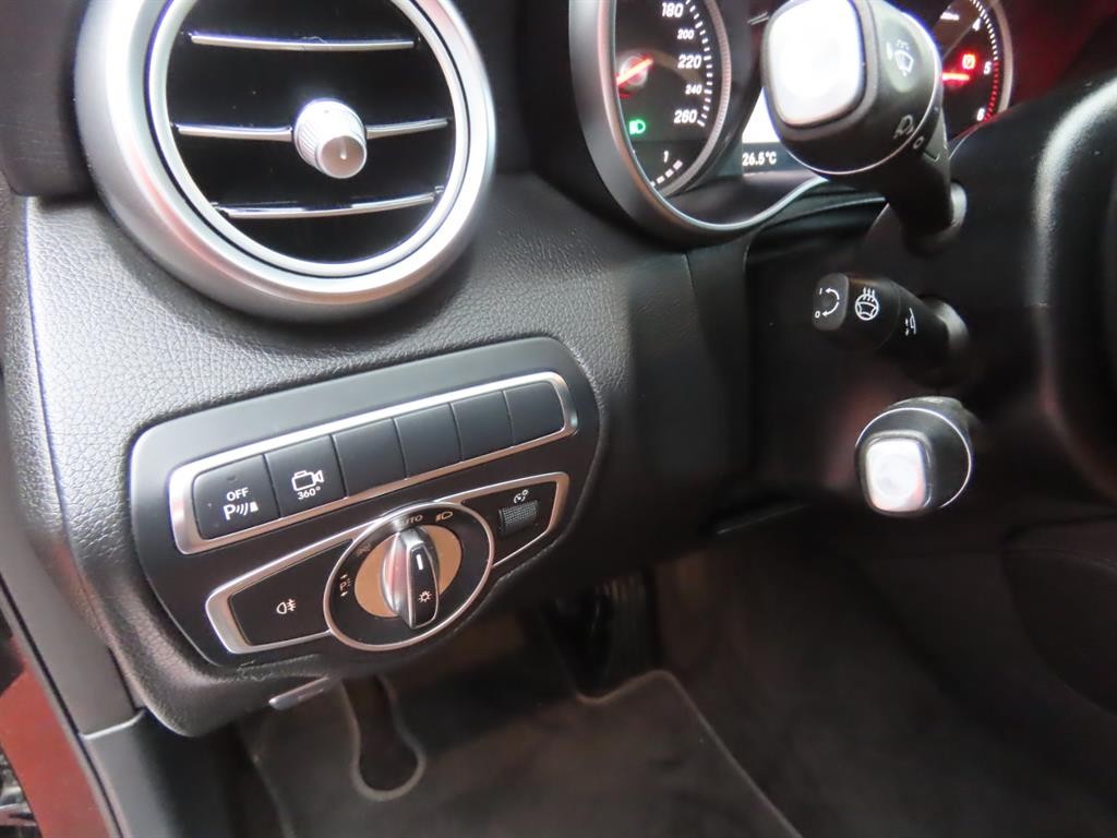 벤츠 GLC 클래스 GLC클래스 X253 GLC 220 d 4MATIC 프리미엄 쿠페 이미지 15