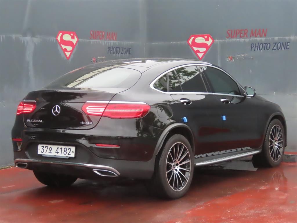 벤츠 GLC 클래스 GLC클래스 X253 GLC 220 d 4MATIC 프리미엄 쿠페 이미지 3