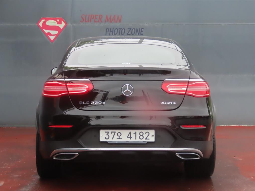 벤츠 GLC 클래스 GLC클래스 X253 GLC 220 d 4MATIC 프리미엄 쿠페 이미지 4