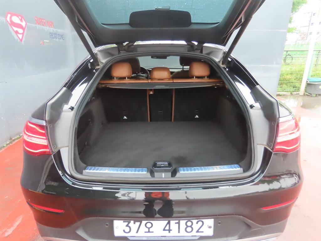 벤츠 GLC 클래스 GLC클래스 X253 GLC 220 d 4MATIC 프리미엄 쿠페 이미지 5