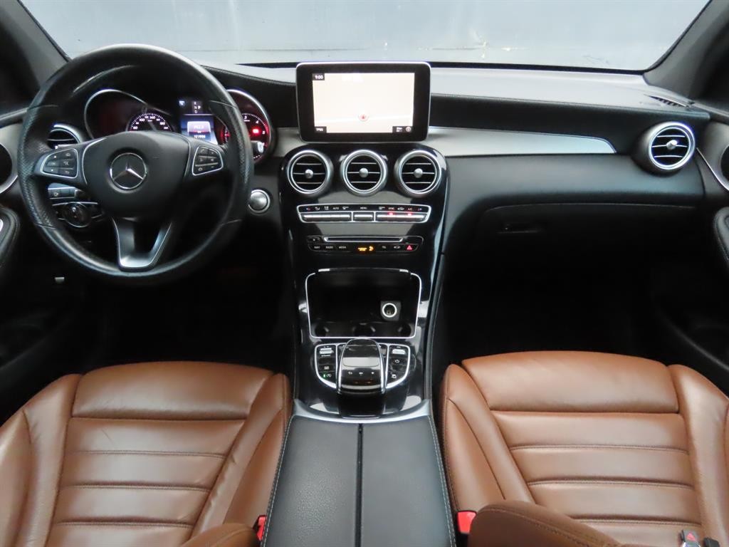 벤츠 GLC 클래스 GLC클래스 X253 GLC 220 d 4MATIC 프리미엄 쿠페 이미지 9