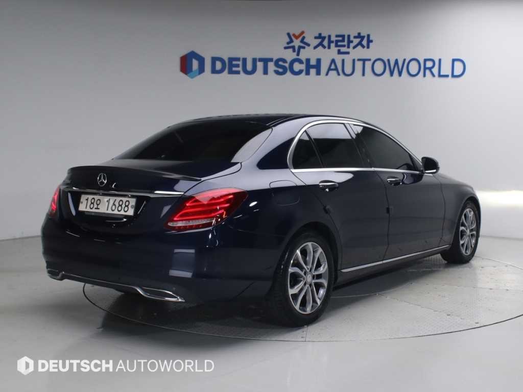 벤츠 C 클래스 C클래스 W205 C220 d 아방가르드 이미지 2