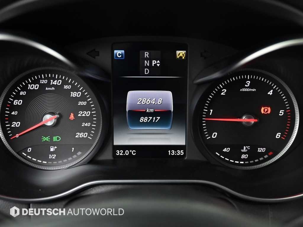 벤츠 C 클래스 C클래스 W205 C220 d 아방가르드 이미지 8