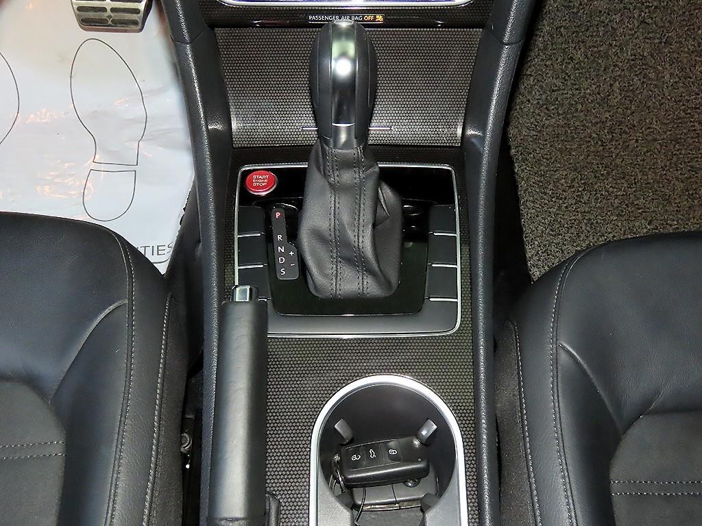 폭스바겐 파사트 더 뉴 파사트 1.8 TSI 스포츠 이미지 12